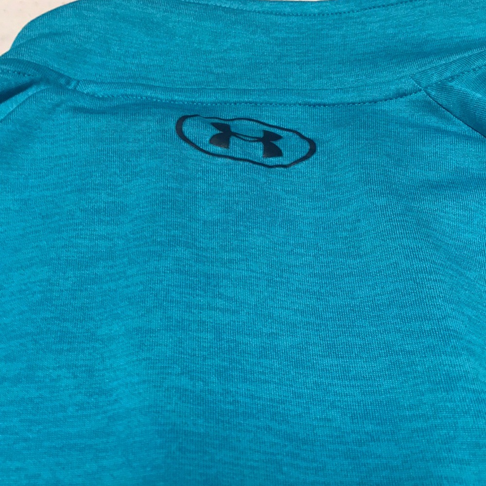 Men’s Under Armour 1/4 zip - Picture 5 of 6